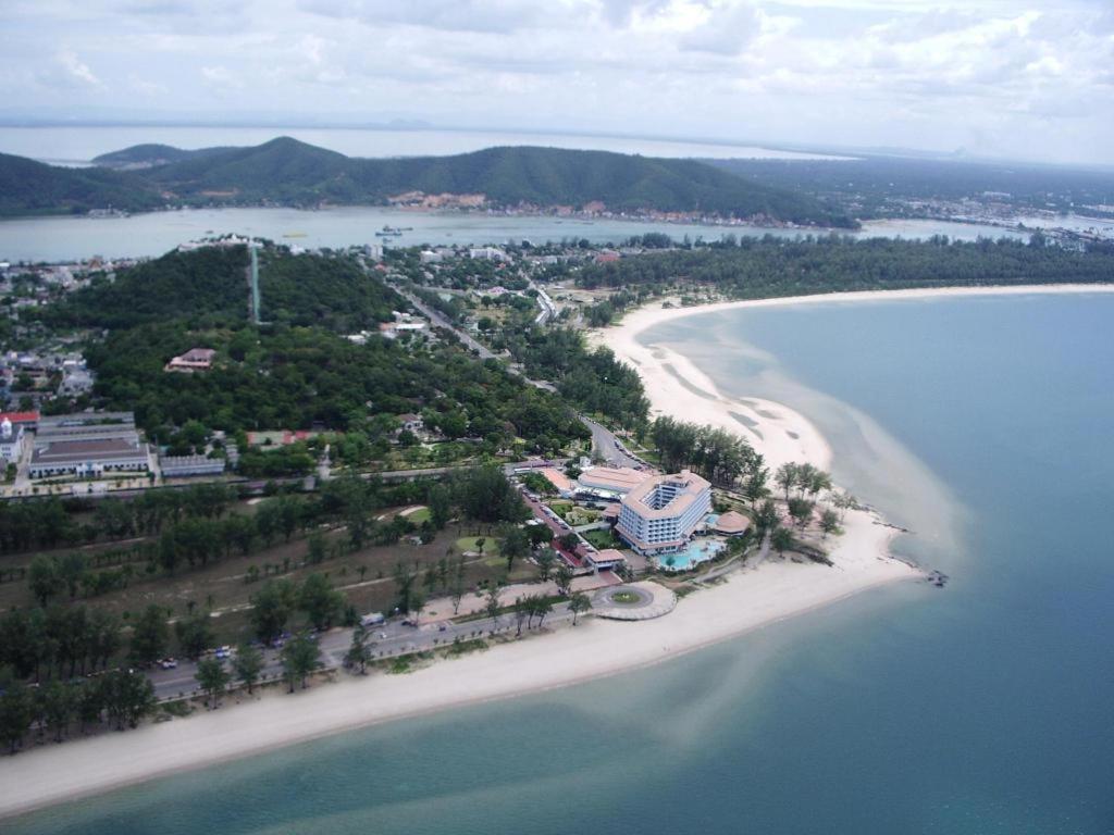 Bp Samila Beach Hotel & Resort Songkhla Esterno foto