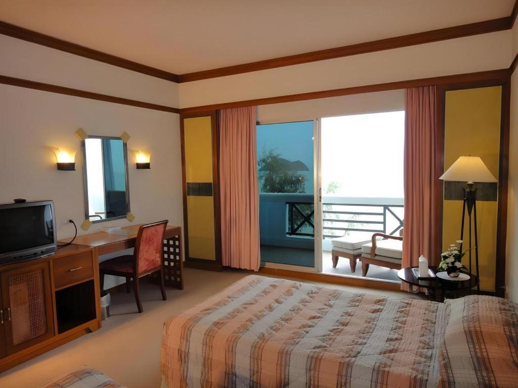 Bp Samila Beach Hotel & Resort Songkhla Esterno foto