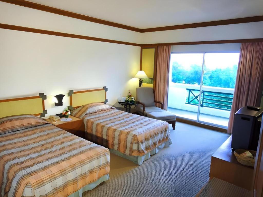 Bp Samila Beach Hotel & Resort Songkhla Esterno foto