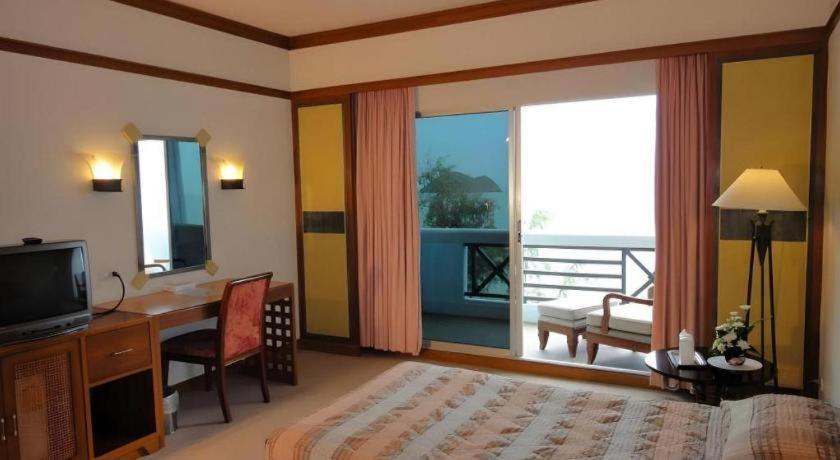 Bp Samila Beach Hotel & Resort Songkhla Esterno foto