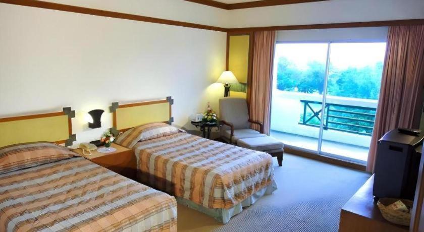 Bp Samila Beach Hotel & Resort Songkhla Esterno foto