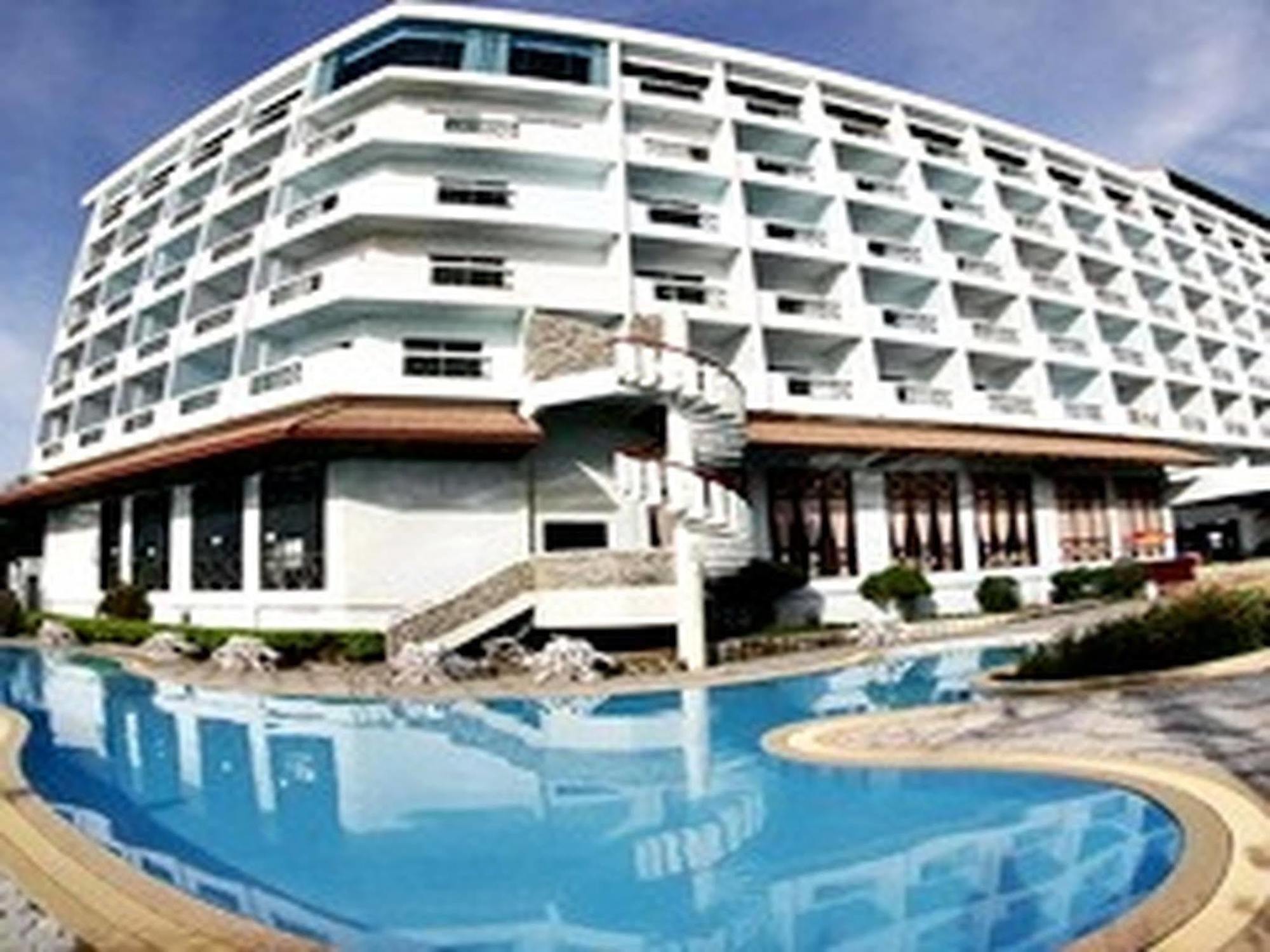 Bp Samila Beach Hotel & Resort Songkhla Esterno foto