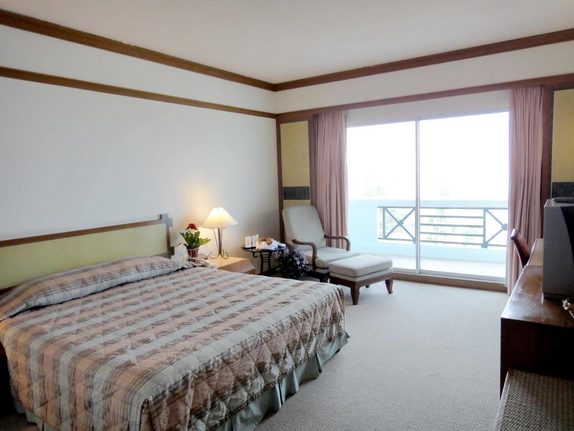 Bp Samila Beach Hotel & Resort Songkhla Esterno foto