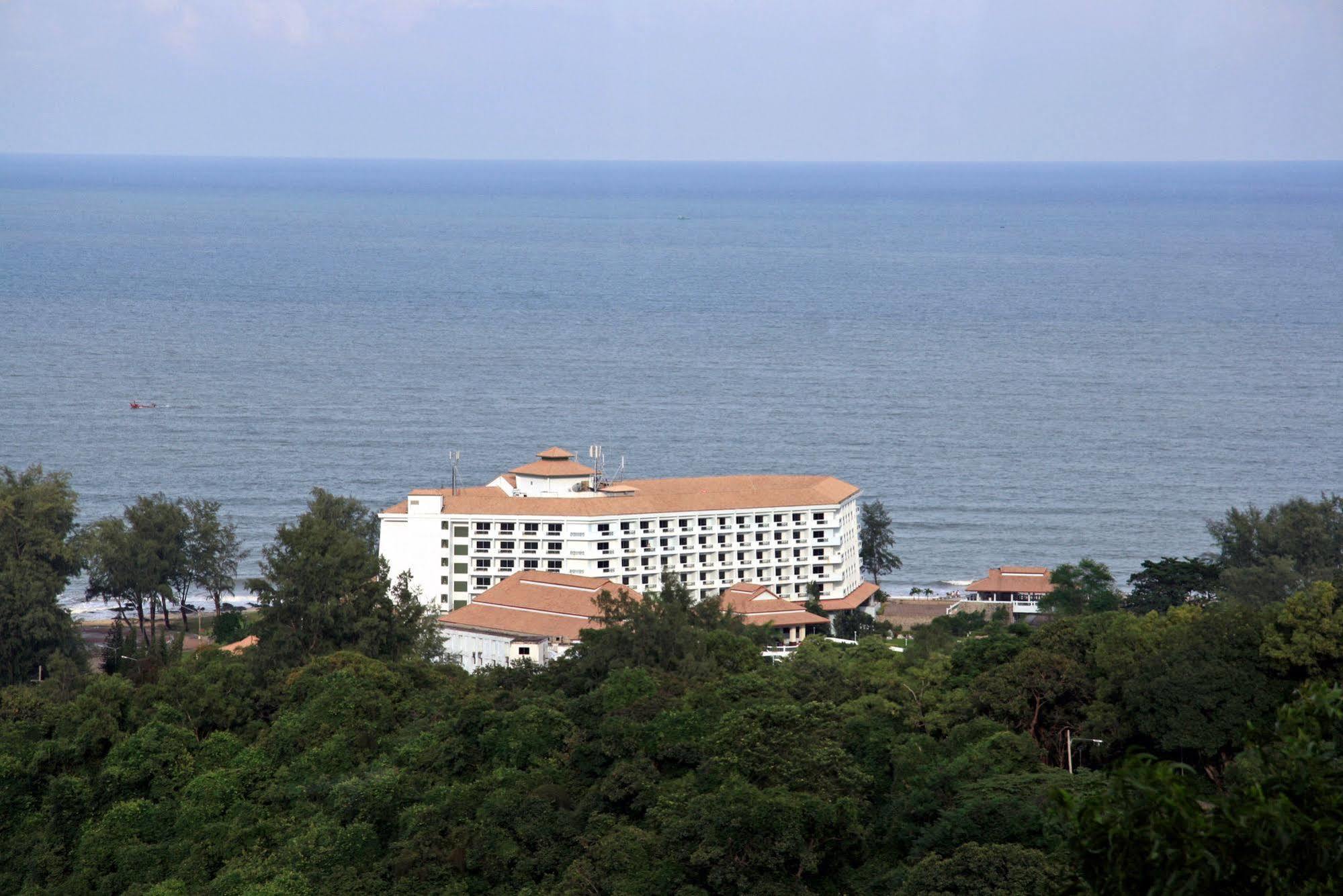 Bp Samila Beach Hotel & Resort Songkhla Esterno foto