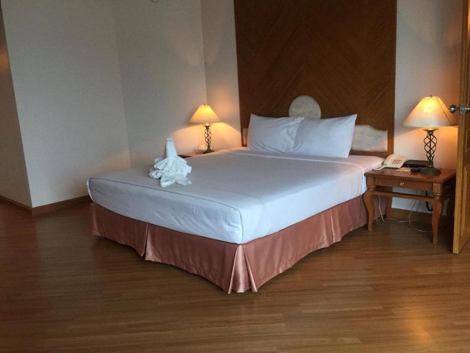 Bp Samila Beach Hotel & Resort Songkhla Esterno foto